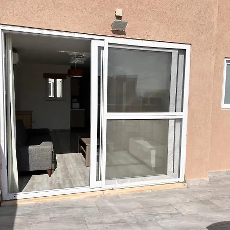 F6 2, Private Two Single Beds Shared Bathroom In Shared Flat Habitación en casa particular Msida